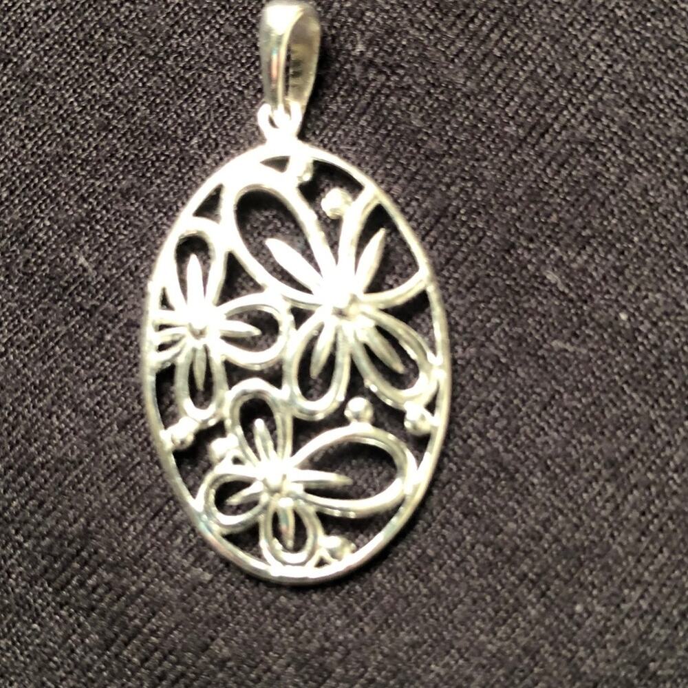 Vintage Sterling Silver Pendant with Flowers